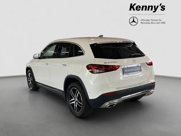 Mercedes-Benz GLA 250 e Progressive