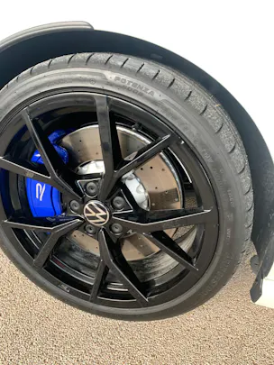 VW Golf VIII 2.0 TSI R 20 Years DSG 4motion