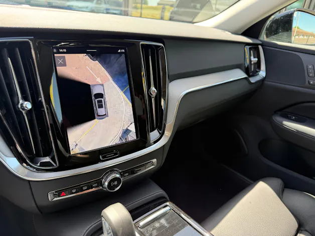 Volvo V60 T6 eAWD Plug in Hybrid Plus Dark Geartronic