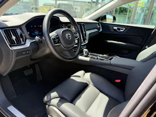 Volvo V60 T6 eAWD Plug in Hybrid Plus Dark Geartronic