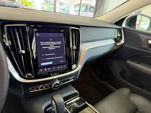 Volvo V60 T6 eAWD Plug in Hybrid Plus Dark Geartronic