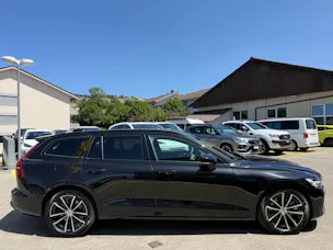 Volvo V60 T6 eAWD Plug in Hybrid Plus Dark Geartronic