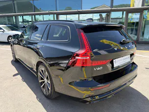 Volvo V60 T6 eAWD Plug in Hybrid Plus Dark Geartronic
