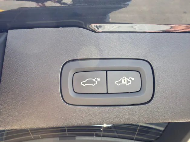 Volvo V60 T6 eAWD Plug in Hybrid Plus Dark Geartronic