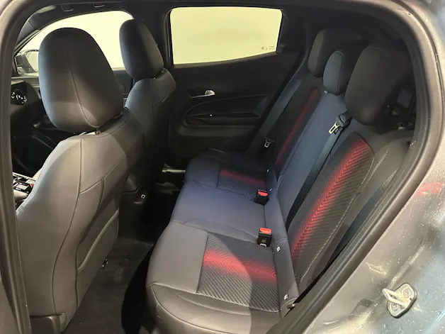 Alfa Romeo Junior 1.2 48V Hybrid Q4