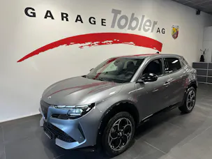Alfa Romeo Junior 1.2 48V Hybrid Q4