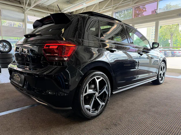 VW Polo 1.0 TSI BMT R-LINE Highline DSG | CH | Navi | PANORAMA | Keyless | Innovationspaket |