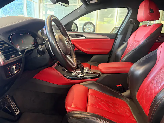 BMW X4 M40i Steptronic | CH Swiss | Individual Leder Fiona Rot-Schwarz | LED | Memory | DRIVING ASSISTANT |