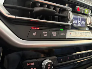 BMW X3 xDrive 48V M40d | CH Fzg. | Facelift | Laser | HeadUp | Live Cockpit | Leder | AHK | M-Sportsitz |
