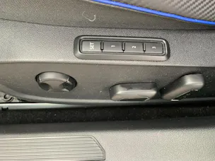 VW Golf VIII 2.0 TSI R DSG 4motion