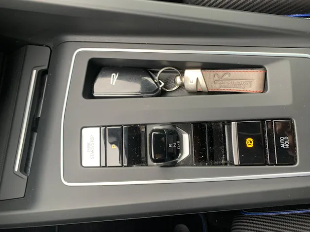 VW Golf VIII 2.0 TSI R DSG 4motion
