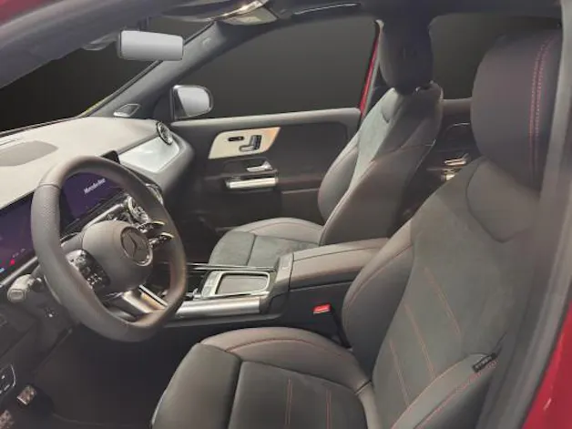 Mercedes-Benz GLA 200 Night Star 7G-D