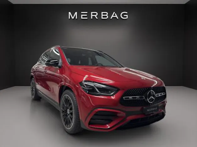 Mercedes-Benz GLA 200 Night Star 7G-D