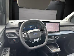 Ford Tourneo Courier Elektro 54kWh Active
