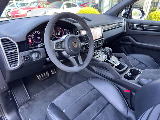 Porsche Cayenne GTS