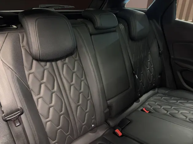 PEUGEOT 3008 1.6 THP GT Line EAT