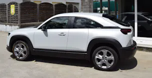Mazda MX-30 e-Skyactiv Ambition Plus