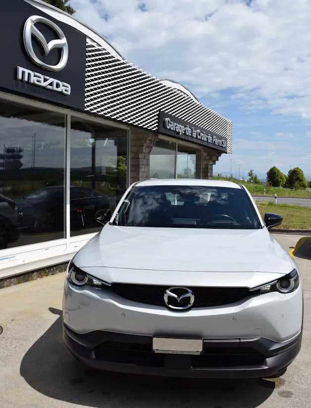 Mazda MX-30 e-Skyactiv Ambition Plus