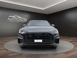 Audi Q8 50 TDI quattro S-LINE | CH Fahrzeug | Black Paket | Pano | AHK | Luftfederung | B&O Sound | Head Up | Matrix |