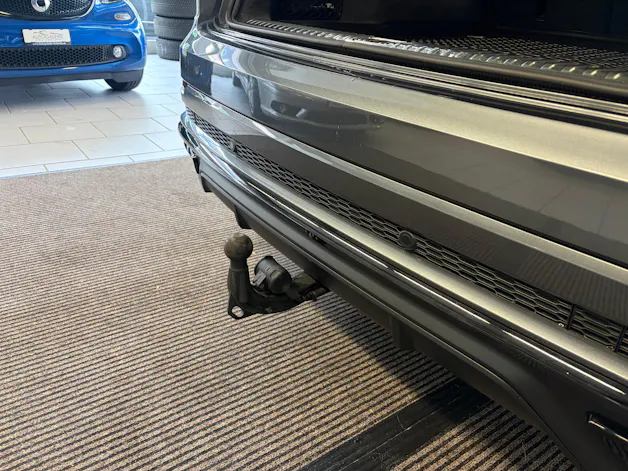 Audi Q8 50 TDI quattro S-LINE | CH Fahrzeug | Black Paket | Pano | AHK | Luftfederung | B&O Sound | Head Up | Matrix |
