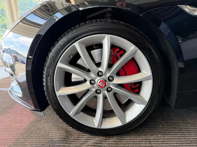 Jaguar F-Type Coupé 5.0 V8 S/C R AWD Automatik | Satter V8 Sound | OHNE OPF |