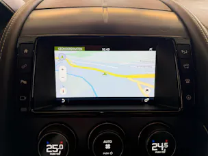 Jaguar F-Type Coupé 5.0 V8 S/C R AWD Automatik | Satter V8 Sound | OHNE OPF |