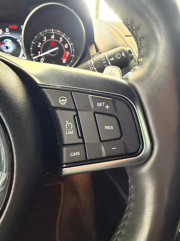 Jaguar F-Type Coupé 5.0 V8 S/C R AWD Automatik | Satter V8 Sound | OHNE OPF |
