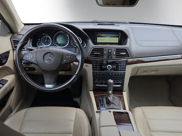 Mercedes-Benz E 350 CGI BlueEfficiency 7G-Tronic