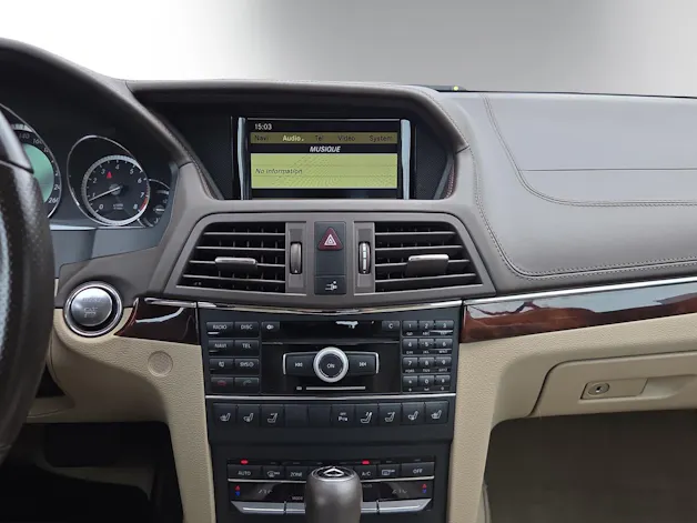 Mercedes-Benz E 350 CGI BlueEfficiency 7G-Tronic