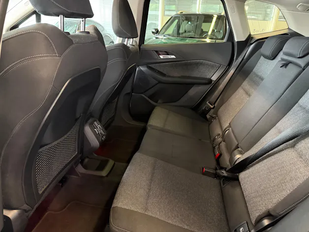BMW 223d Active Tourer xDrive DKG | CH Swiss | Panorama | Head Up | AHK | Driving Assist PLUS | Innovation | Travel |