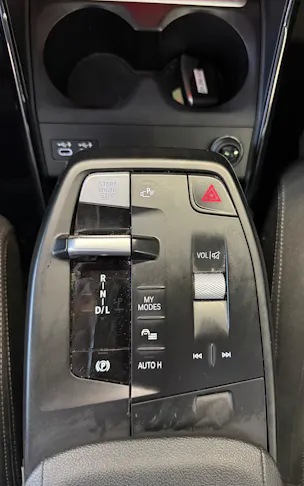 BMW 223d Active Tourer xDrive DKG | CH Swiss | Panorama | Head Up | AHK | Driving Assist PLUS | Innovation | Travel |