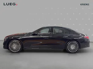 Mercedes-Benz E 220 d 4M - AMG / DISTRONIC / 360 Grad Kamera / Panorama-Dach