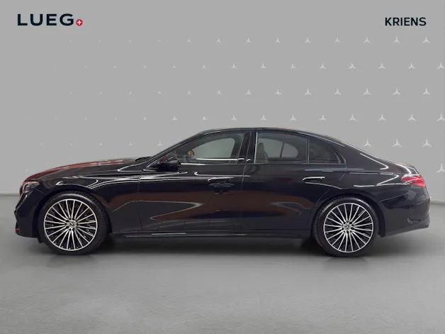 Mercedes-Benz E 220 d 4M - AMG / DISTRONIC / 360 Grad Kamera / Panorama-Dach