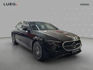 Mercedes-Benz E 220 d 4M - AMG / DISTRONIC / 360 Grad Kamera / Panorama-Dach