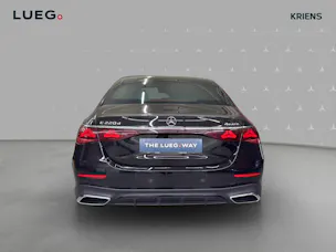 Mercedes-Benz E 220 d 4M - AMG / DISTRONIC / 360 Grad Kamera / Panorama-Dach