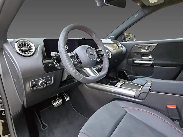 Mercedes-Benz GLA 220 d 4Matic Swiss Star