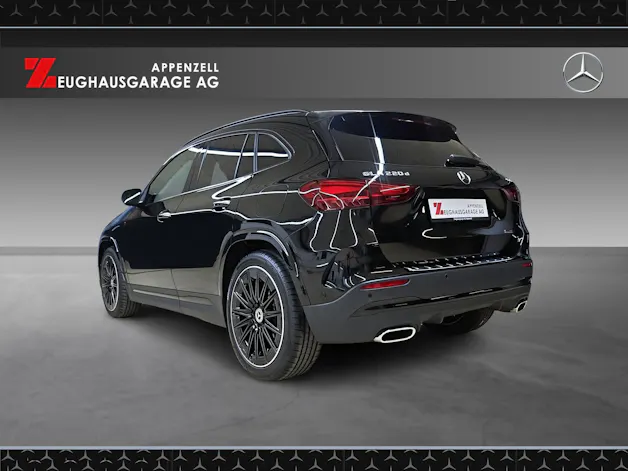 Mercedes-Benz GLA 220 d 4Matic Swiss Star