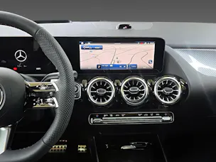 Mercedes-Benz GLA 220 d 4Matic Swiss Star