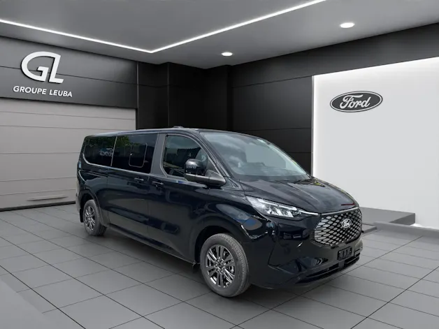 Ford Tourneo Bus 340 L2H1 65kWh Titanium