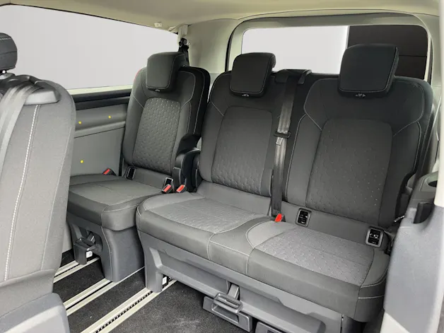 Ford Tourneo Bus 340 L2H1 65kWh Titanium