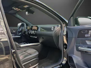 Mercedes-Benz GLA 180 7G-DCT