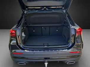Mercedes-Benz GLA 180 7G-DCT