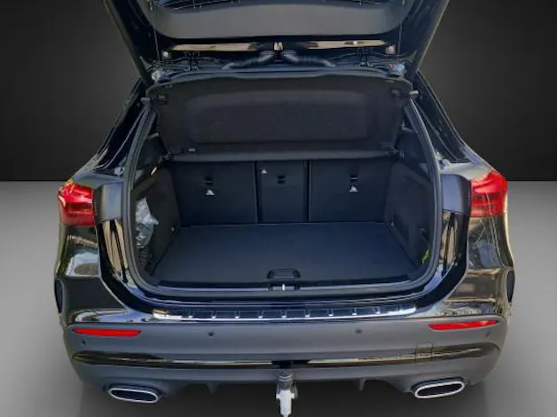 Mercedes-Benz GLA 180 7G-DCT