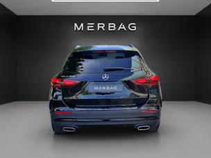 Mercedes-Benz GLA 180 7G-DCT