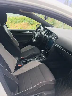 VW Golf 2.0 TSI R 4Motion DSG