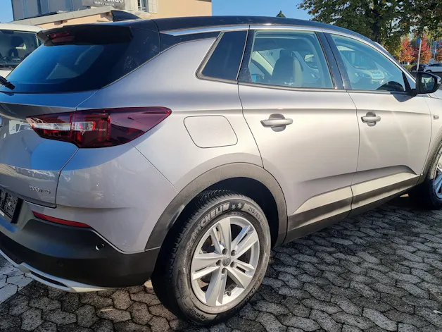 Opel Grandland X 1.2i TP Excellence
