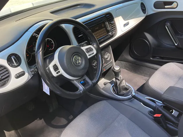 VW Beetle Cabrio 1.2 TSI Design