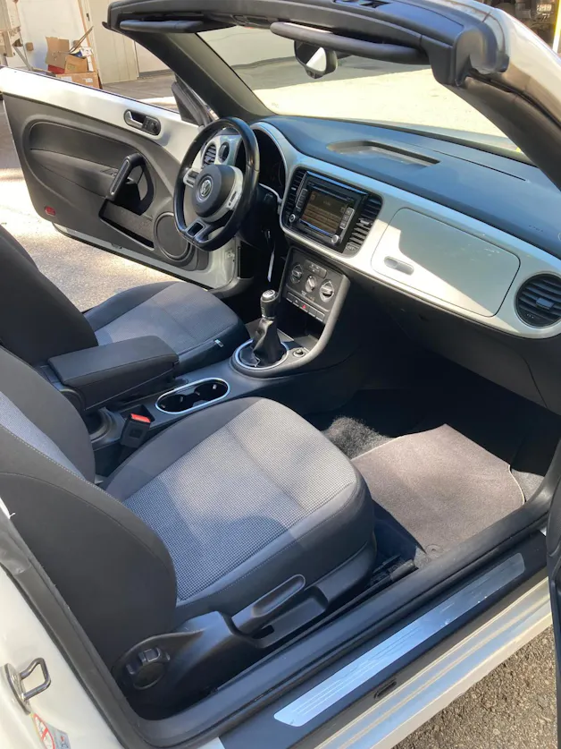VW Beetle Cabrio 1.2 TSI Design