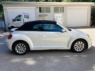 VW Beetle Cabrio 1.2 TSI Design