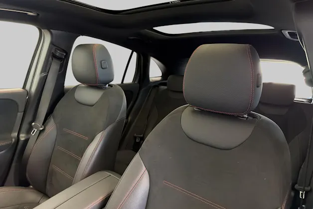 Mercedes-Benz GLA AMG 35 4Matic 8G-DCT